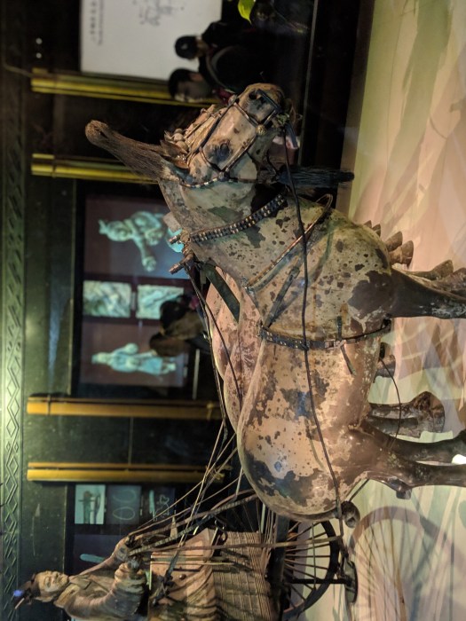 00100lportrait_00100_burst20190326115706560_cover